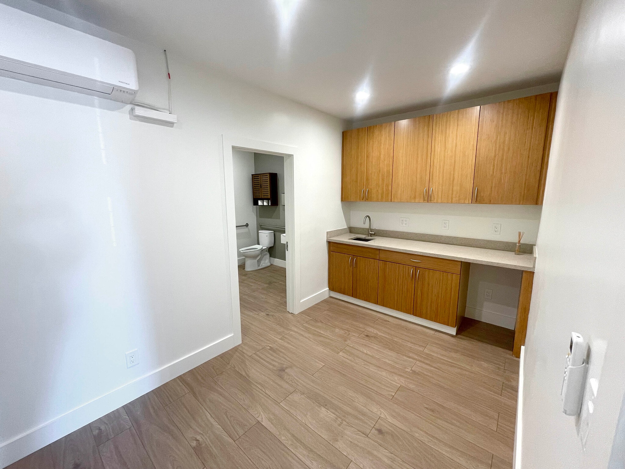 2130 4th St, San Rafael, CA for lease Interior Photo- Image 1 of 2