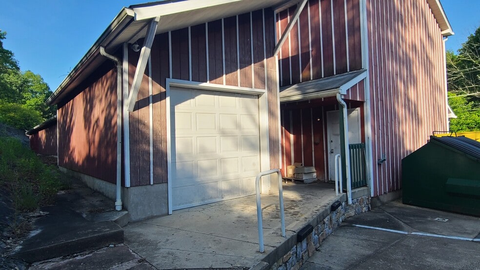 1993 Milford Rd, East Stroudsburg, PA for lease - Building Photo - Image 2 of 28