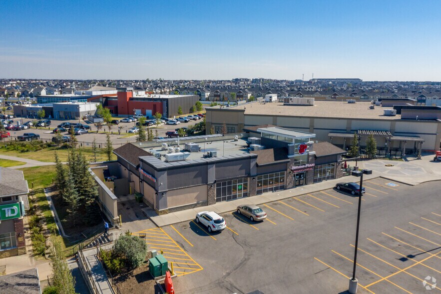 80 Saddletowne Cir NE, Calgary, AB à vendre - Aérien - Image 3 de 3