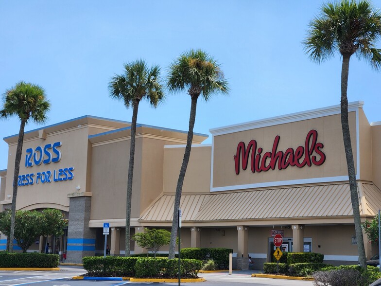 243 E Eau Gallie Blvd, Indian Harbour Beach, FL for lease - Building Photo - Image 1 of 7