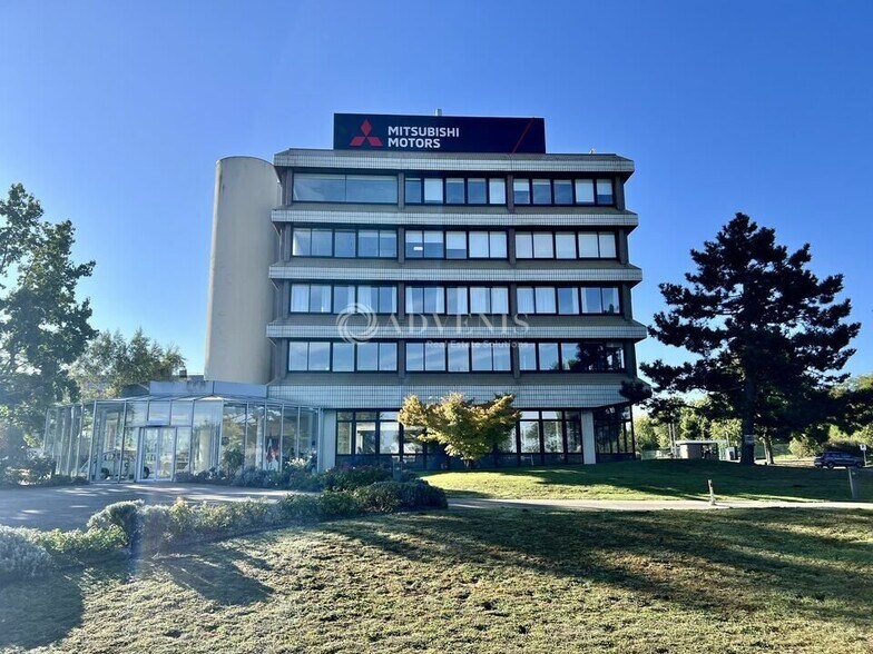 10 Avenue De La Mare, SAINT-OUEN-L'AUMONE for lease - Building Photo - Image 1 of 12