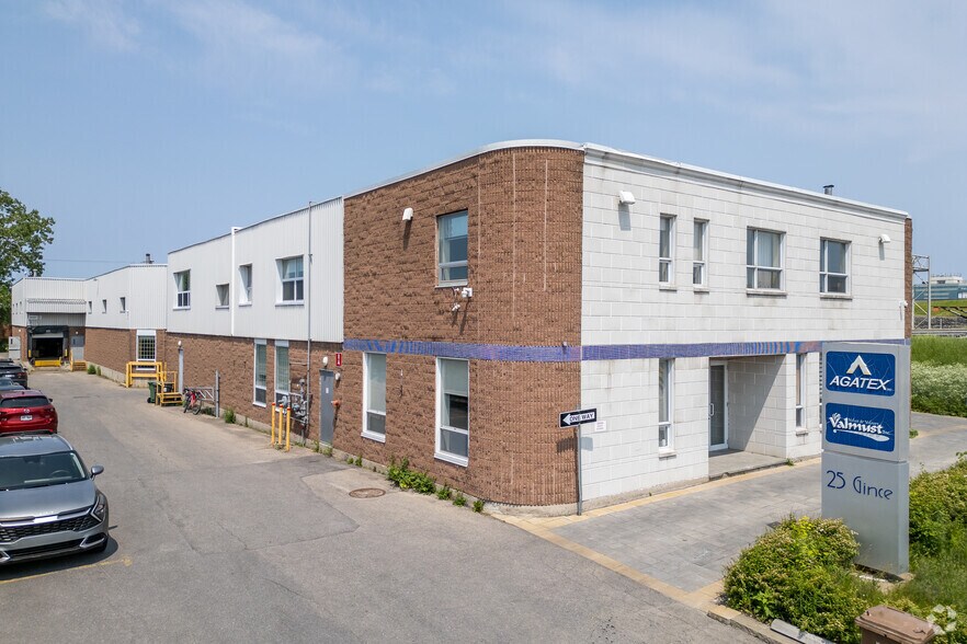 25 Rue Gince, Saint-Laurent, QC à louer - Photo du bâtiment - Image 1 de 3