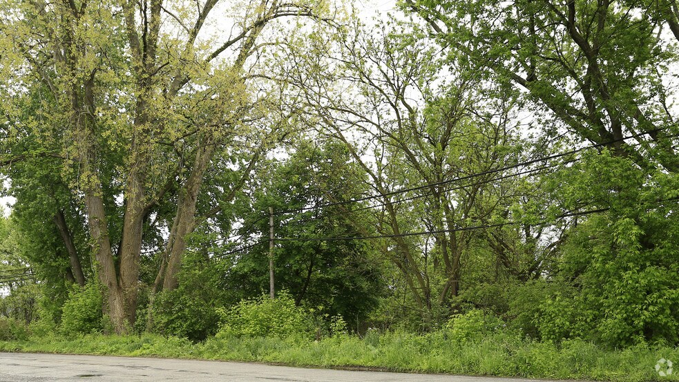 0 Standard Ave, Masury, OH à louer - Photo du bâtiment - Image 2 de 2