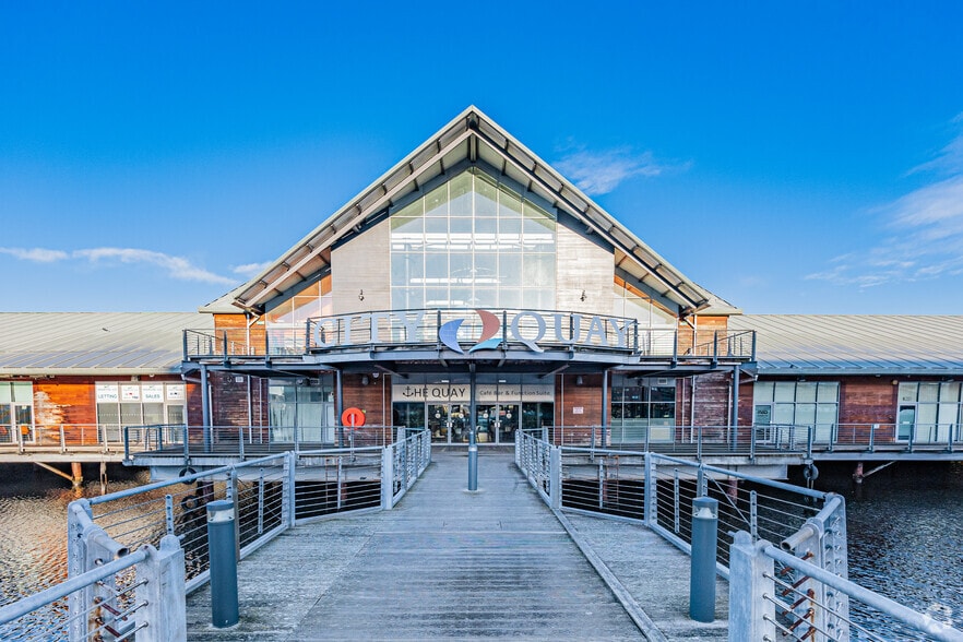 14-24 Camperdown St, Dundee for lease - Primary Photo - Image 1 of 10