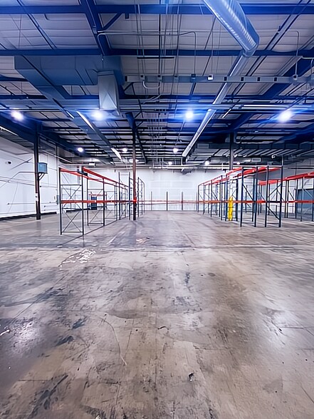 2400 Industrial Ln, Broomfield, CO à louer - Photo du bâtiment - Image 2 de 19