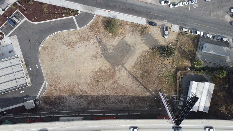 2810 Imperial hwy, Lynwood, CA à vendre - Photo du bâtiment - Image 3 de 10