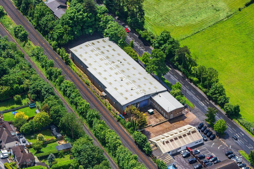 Brighton Rd, Coulsdon for lease - Building Photo - Image 1 of 11