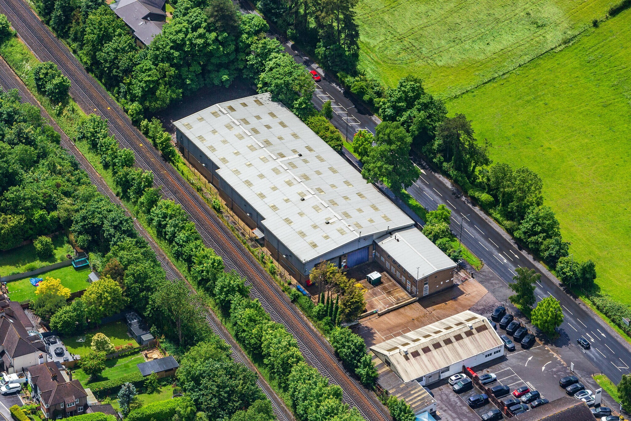 Brighton Rd, Coulsdon à louer Photo du bâtiment- Image 1 de 12