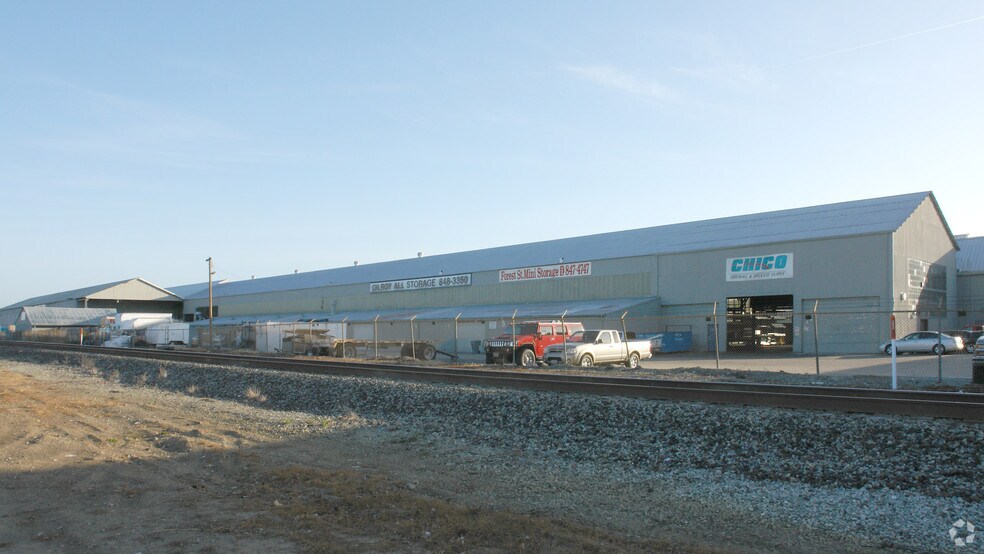 105 Leavesley Rd, Gilroy, CA à louer - Photo du bâtiment - Image 2 de 3