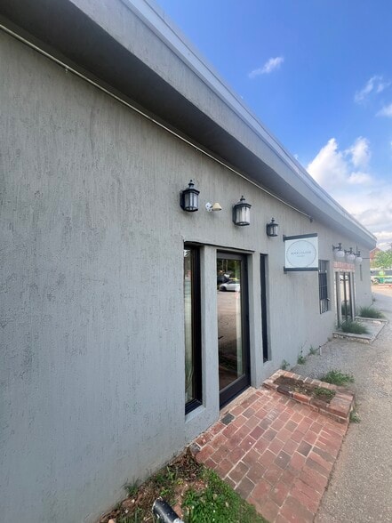 8 Traction St, Greenville, SC for lease - Building Photo - Image 2 of 5