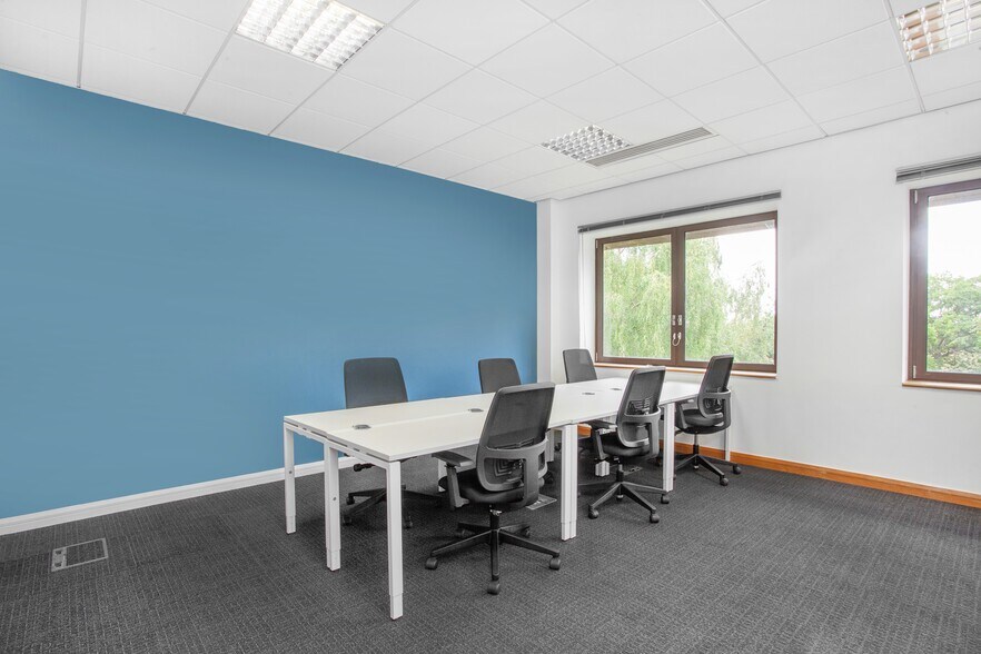 Central Blvd, Solihull for lease - Interior Photo - Image 3 of 10