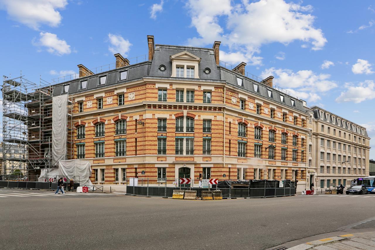 42-44 Rue De Rome, Paris for lease Building Photo- Image 1 of 21