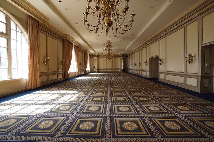 1142 Van Ness Ave, San Francisco, CA for sale - Interior Photo - Image 3 of 5