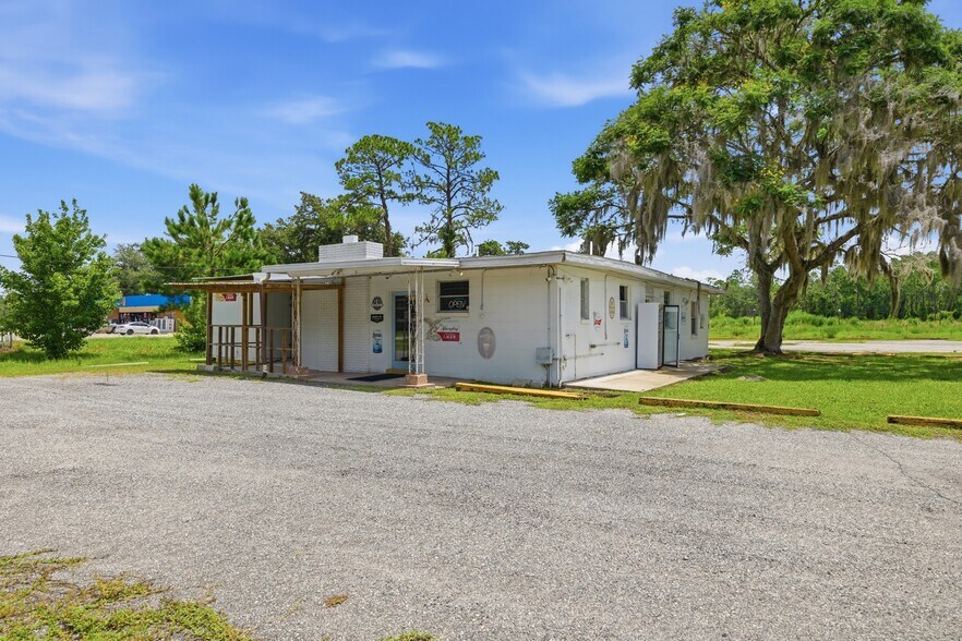 1148 County Road 309, Crescent City, FL à vendre - Photo du bâtiment - Image 2 de 62