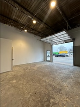 104-142 S Collins St, Arlington, TX for lease Interior Photo- Image 2 of 6