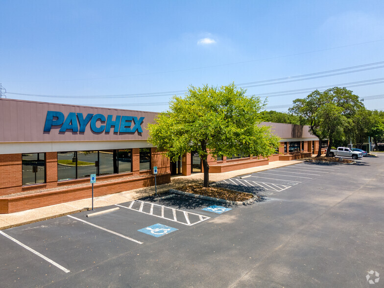 12450 Network Blvd, San Antonio, TX for lease - Building Photo - Image 2 of 13