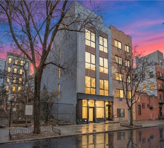 Plus de détails pour 356 E 8th St, New York, NY - Commerce de détail à louer