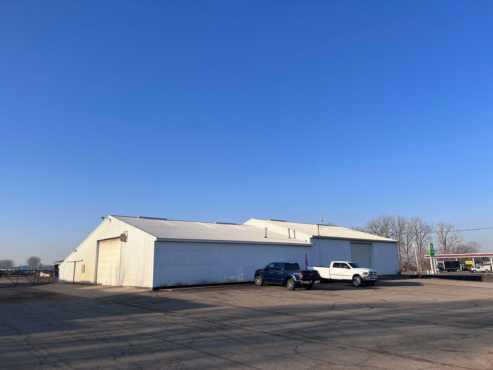 19828 US Highway 6, New Paris, IN à vendre Photo du bâtiment- Image 1 de 1