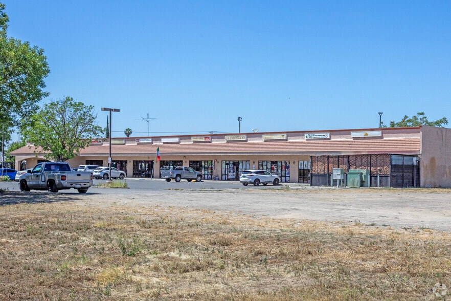 101 E Glenn Ave, Modesto, CA à louer - Photo principale - Image 1 de 1