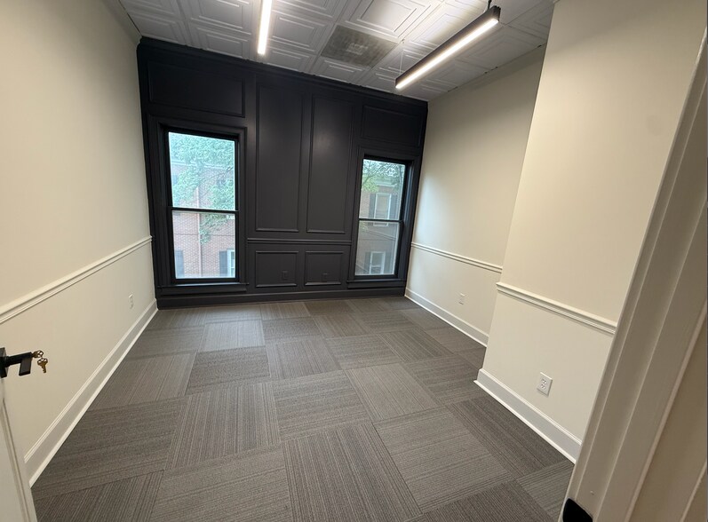 5064 Roswell Rd, Atlanta, GA à vendre - Photo du bâtiment - Image 3 de 8