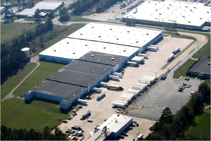 1705 Colonial Dr, Thomasville, GA à louer - Photo du bâtiment - Image 2 de 5