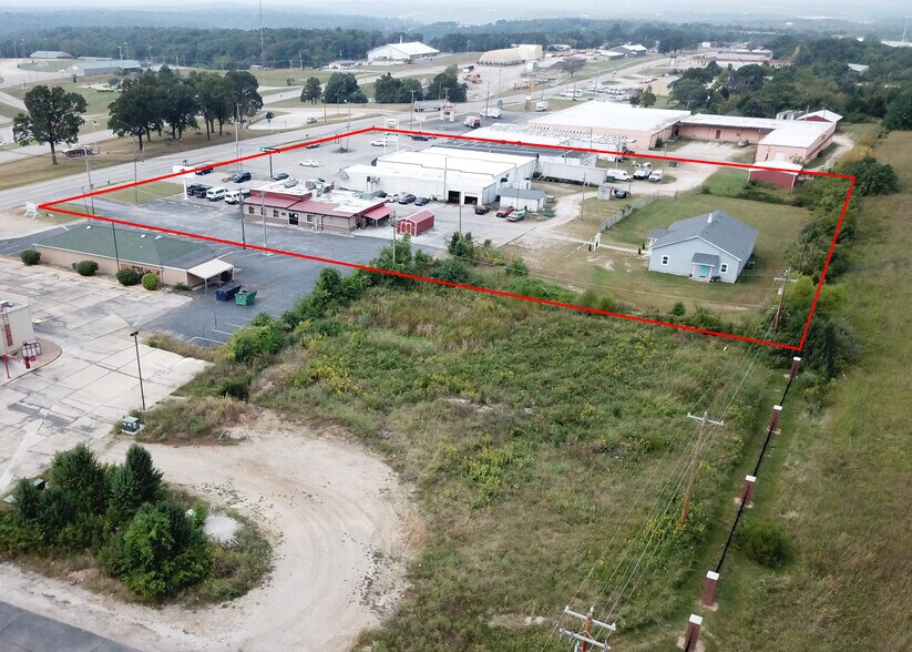 208 Old Route 66, Saint Robert, MO à vendre - Photo du bâtiment - Image 3 de 4