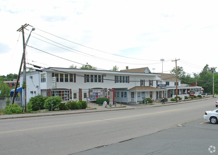 59-61 Auburn St, Auburn, MA à louer - Photo du bâtiment - Image 2 de 4