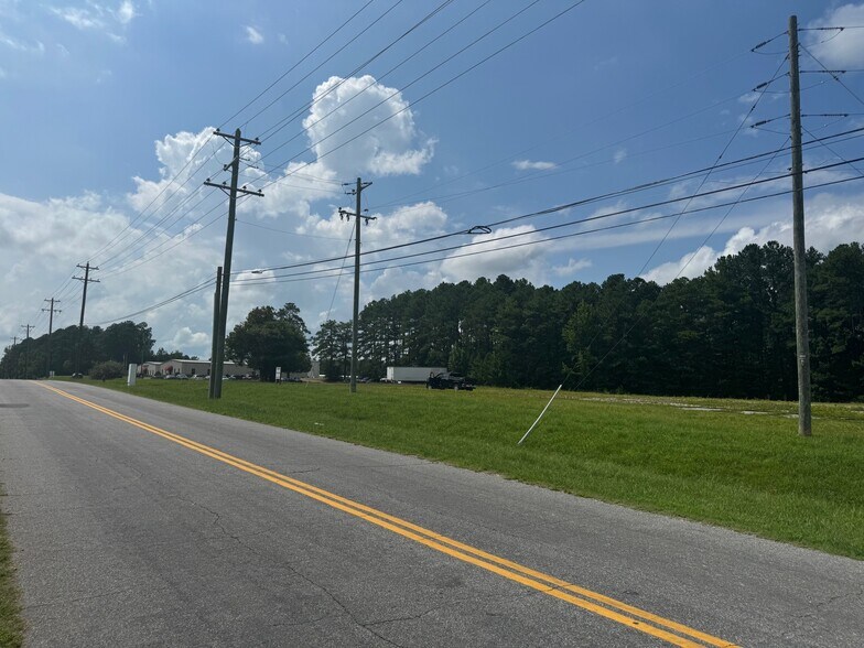 1040 W 10th St, Blackstone, VA à vendre - Photo du bâtiment - Image 2 de 5