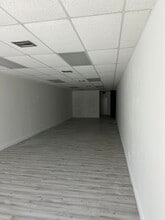 81 NE 3rd Ave, Deerfield Beach, FL for lease Interior Photo- Image 1 of 3