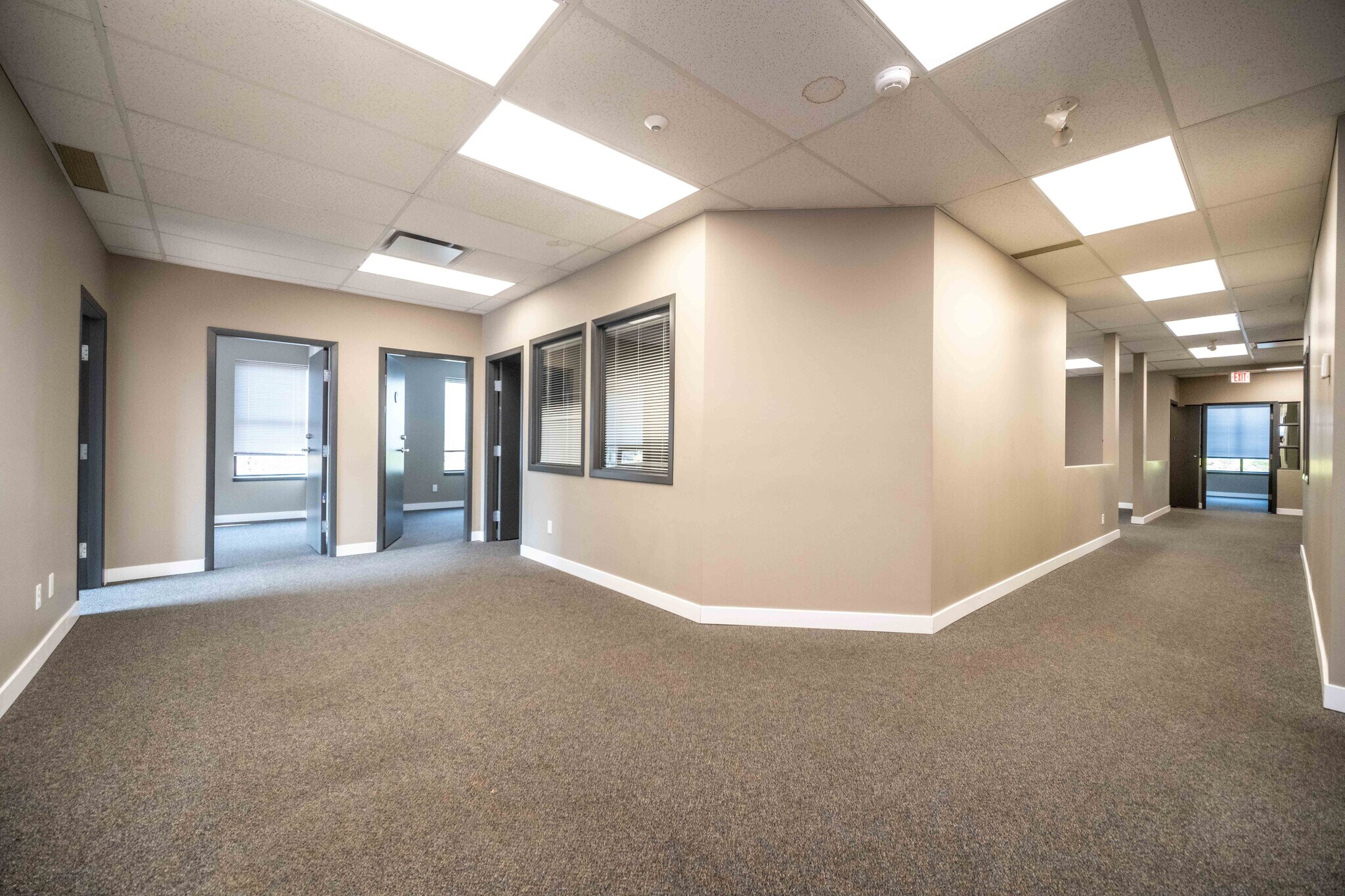 12300 Horseshoe Way, Richmond, BC à louer Photo intérieure- Image 1 de 7