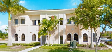 2100 SE Hillmoor Dr, Port Saint Lucie, FL à louer Photo intérieure- Image 1 de 7