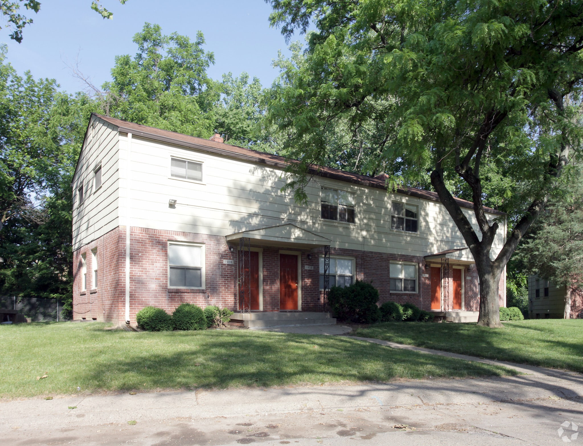 4737 E 19th St, Indianapolis, IN à vendre Photo principale- Image 1 de 22