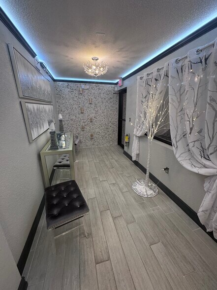 3400 Tamiami Trl, Port Charlotte, FL à vendre - Photo du bâtiment - Image 3 de 16