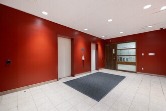 9816 Hardin St, Fort McMurray, AB à louer Photo intérieure- Image 1 de 25