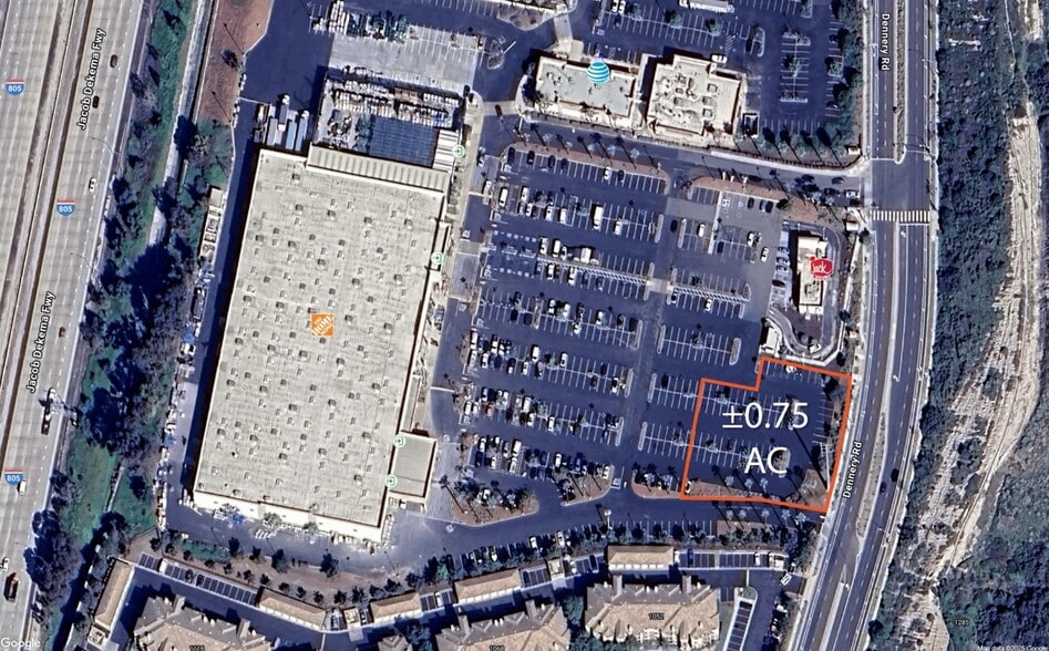 950 Dennery Rd, San Diego, CA for sale - Primary Photo - Image 1 of 3