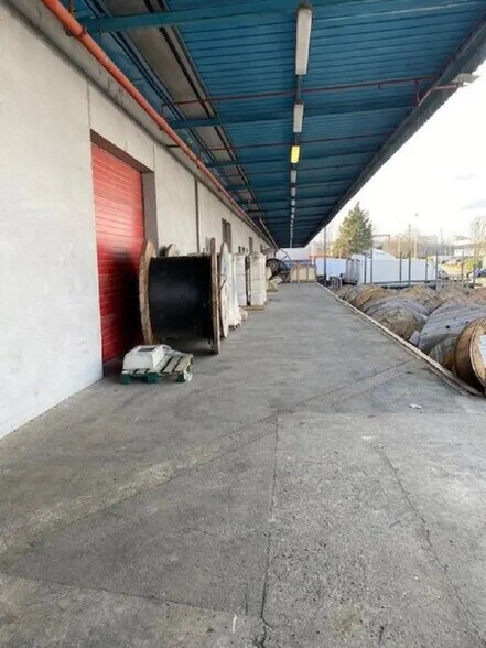 Flex dans Gennevilliers à louer - Photo du bâtiment - Image 3 de 5