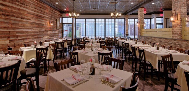 Plus de détails pour 111 Bedford Rd, Armonk, NY - Commerce de détail à louer