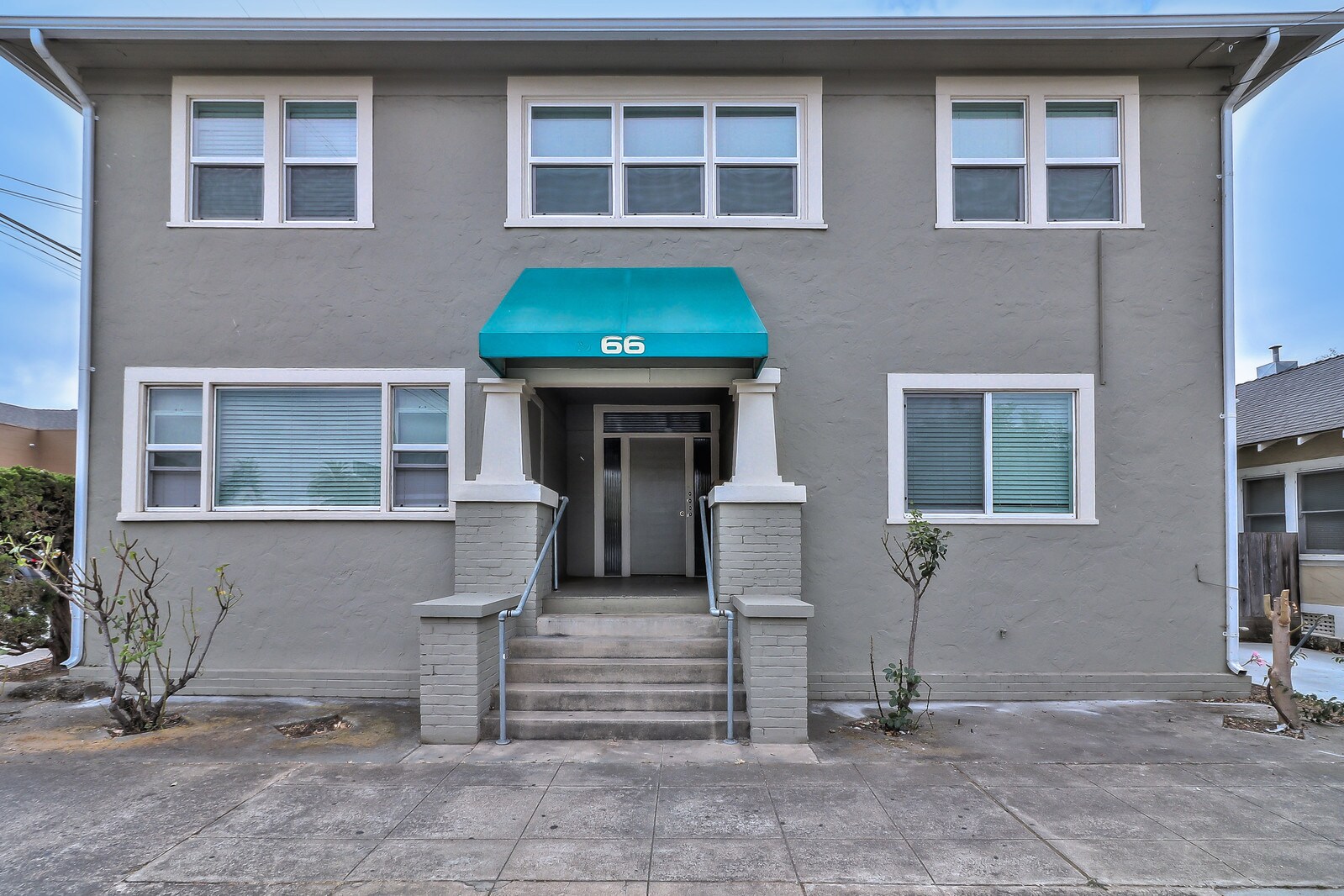 66 3rd St, Gilroy, CA à vendre Photo principale- Image 1 de 1