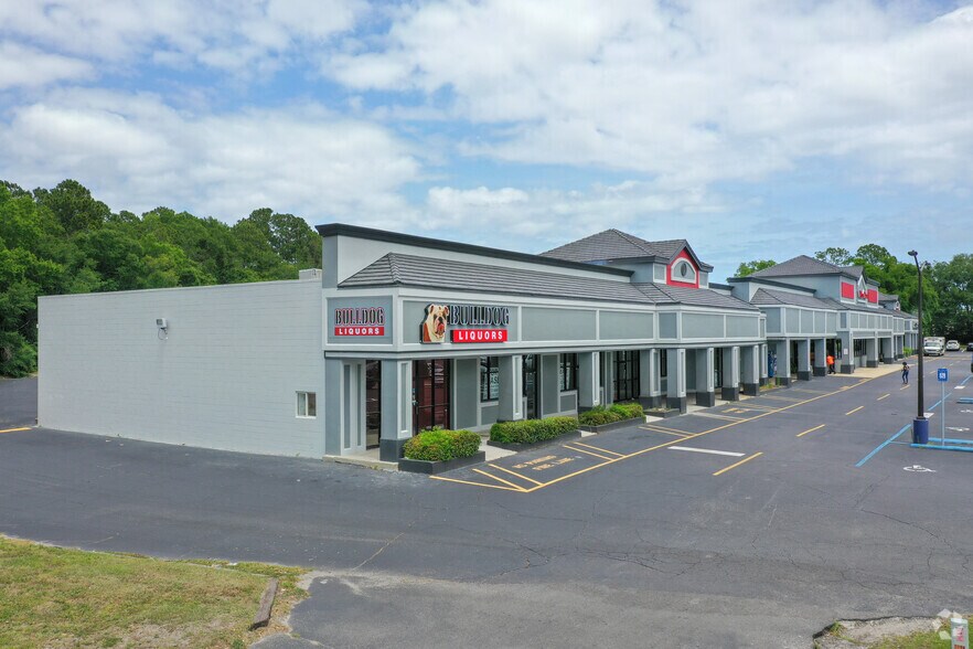 2714 Osborne Rd, Saint Marys, GA à louer - Photo du bâtiment - Image 1 de 1