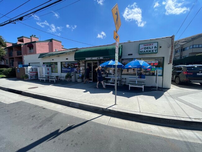 More details for 3690 Newton St, Torrance, CA - Retail for Sale