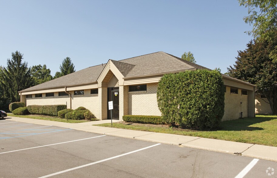 35270 Nankin Blvd, Westland, MI à vendre - Photo du bâtiment - Image 2 de 2