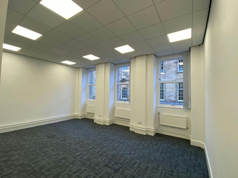 16-18 Shakespeare St, Newcastle Upon Tyne à louer - Photo du bâtiment - Image 3 de 11