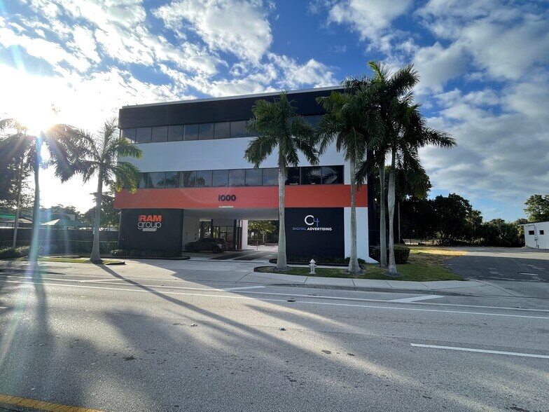 1000 Southern Blvd, West Palm Beach, FL à vendre - Photo du bâtiment - Image 2 de 15