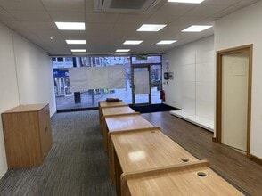 40 Low St, Sutton In Ashfield for lease Interior Photo- Image 2 of 3