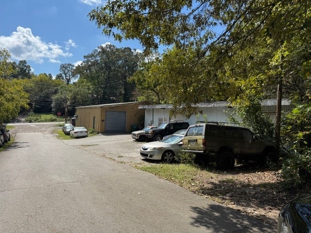 312 Lakeview Dr, Rossville, GA for sale Primary Photo- Image 1 of 3