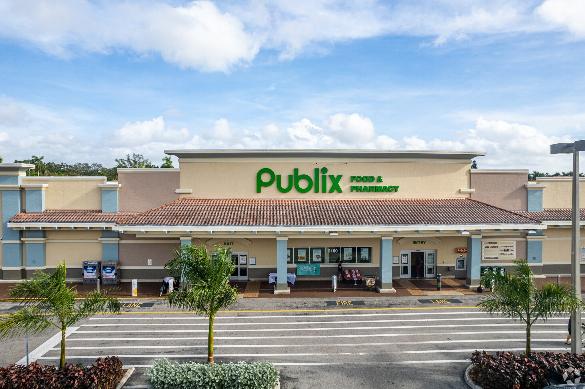 2059-2160 McGregor Blvd, Fort Myers, FL for lease Building Photo- Image 1 of 14
