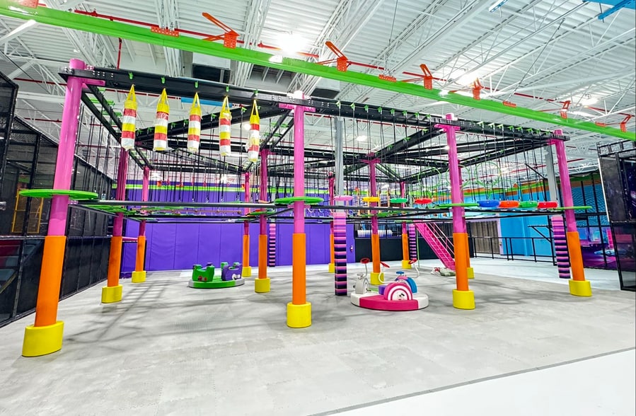 3700 Rivertown Pky SW, Grandville, MI for lease - Building Photo - Image 3 of 3