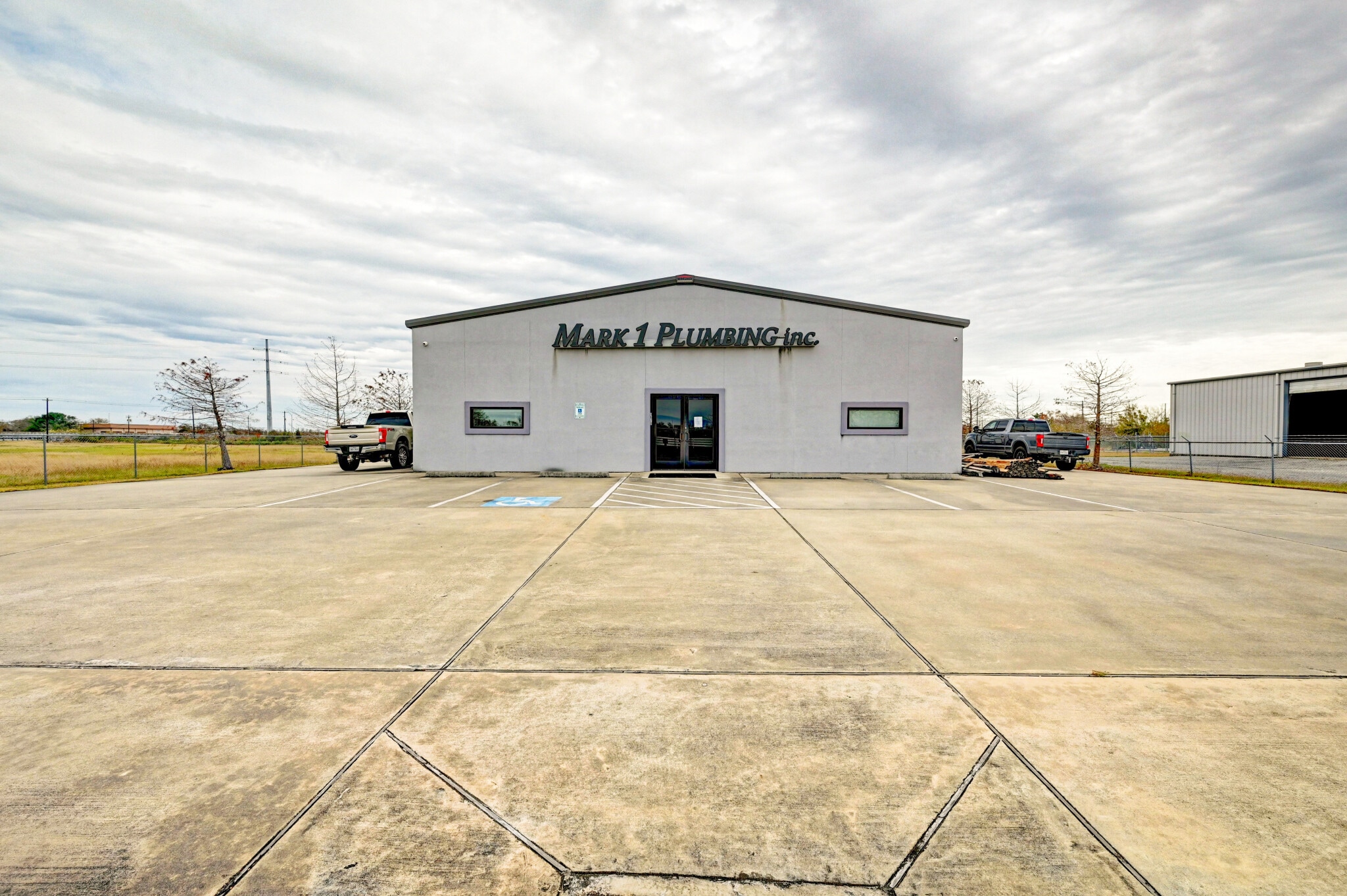 1070 N Pine Rd, Texas City, TX for sale Building Photo- Image 1 of 12
