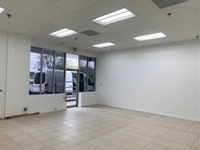 1600 E Saint Georges Ave, Linden, NJ à louer Photo intérieure- Image 1 de 7