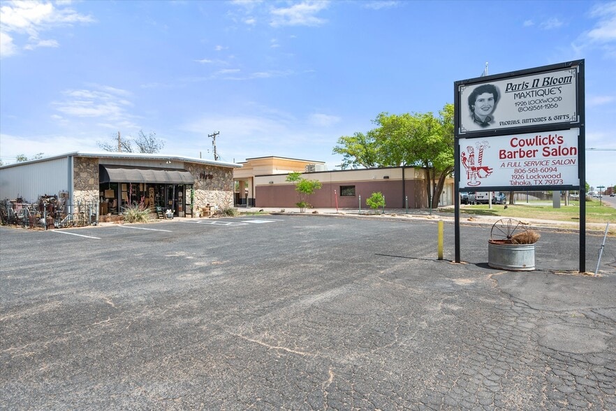 1926 W Lockwood St, Tahoka, TX for sale - Building Photo - Image 1 of 4